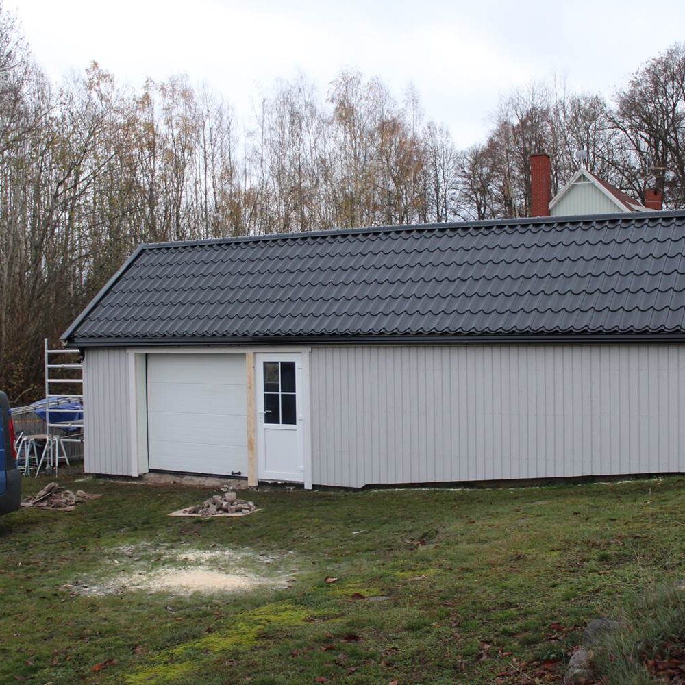 Takbyte och andra renoveringsarbeten i Koverhult