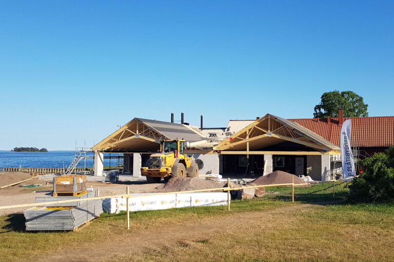Byggarbete på serveringen sv Näbbens rökeri och fisk