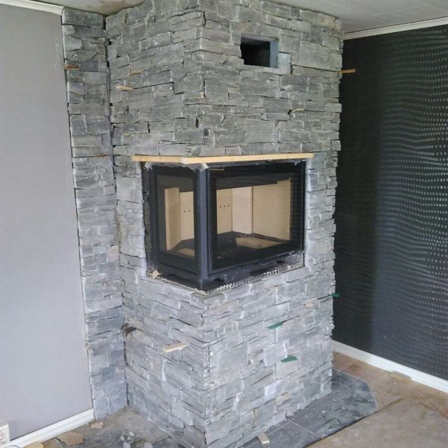 P.Plåt & Bygg AB utför alla typer av renoveringsarbeten inom plåtslageri, byggnadsindustri och kakelsättning i Vetlanda kommun!