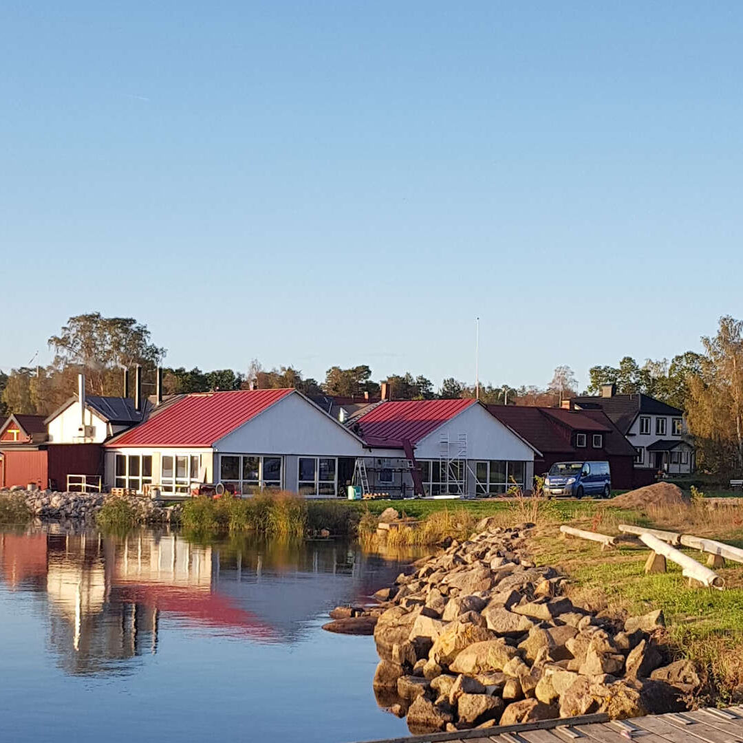 Takarbete P.Plåt Bygg AB Timmernabben