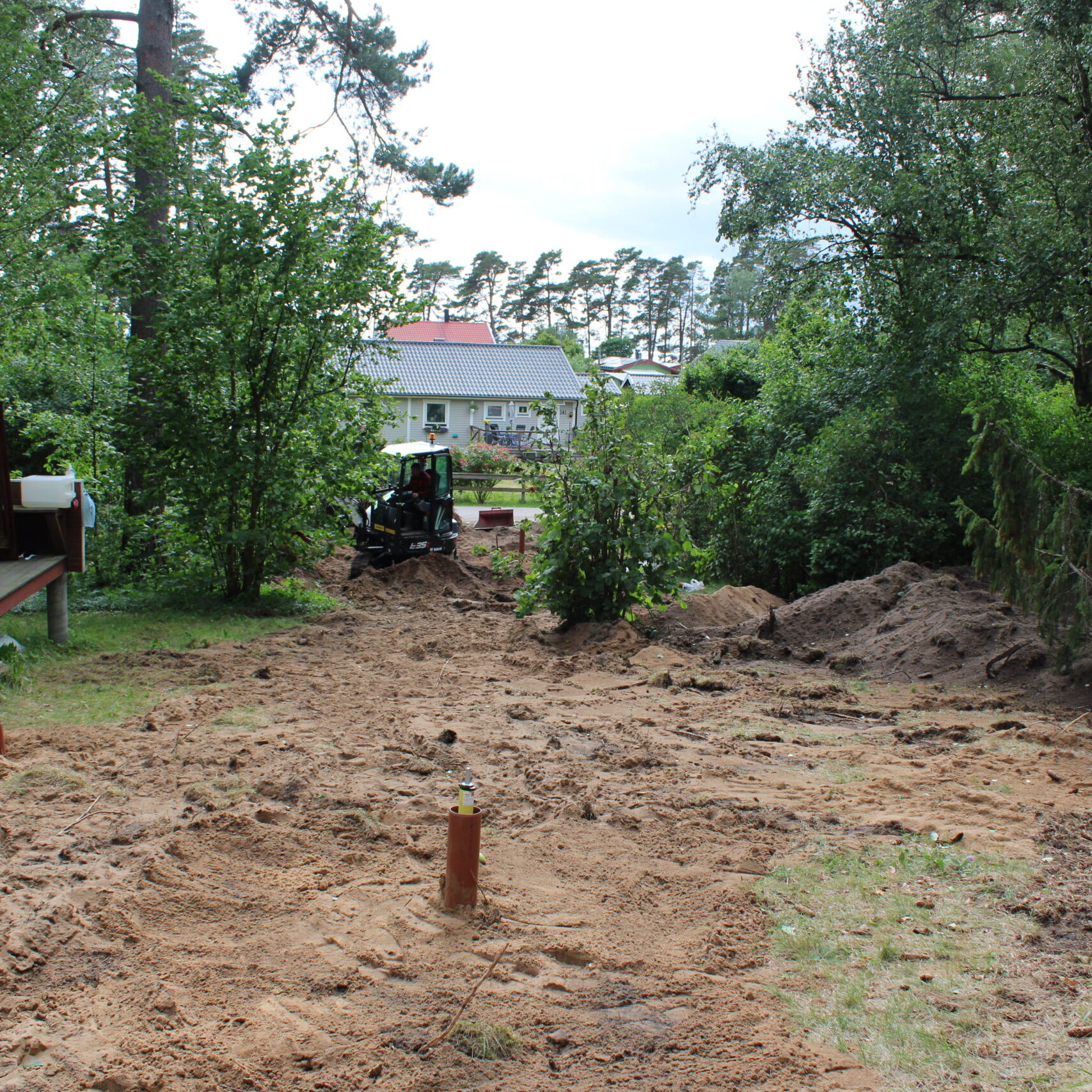 P.Plåt Bygg & AB utför målning, snickeriarbeten och andra renoveringsarbeten inom Kalmar län. Ring oss idag så hjälper vi dig vid ditt nästa bygge!