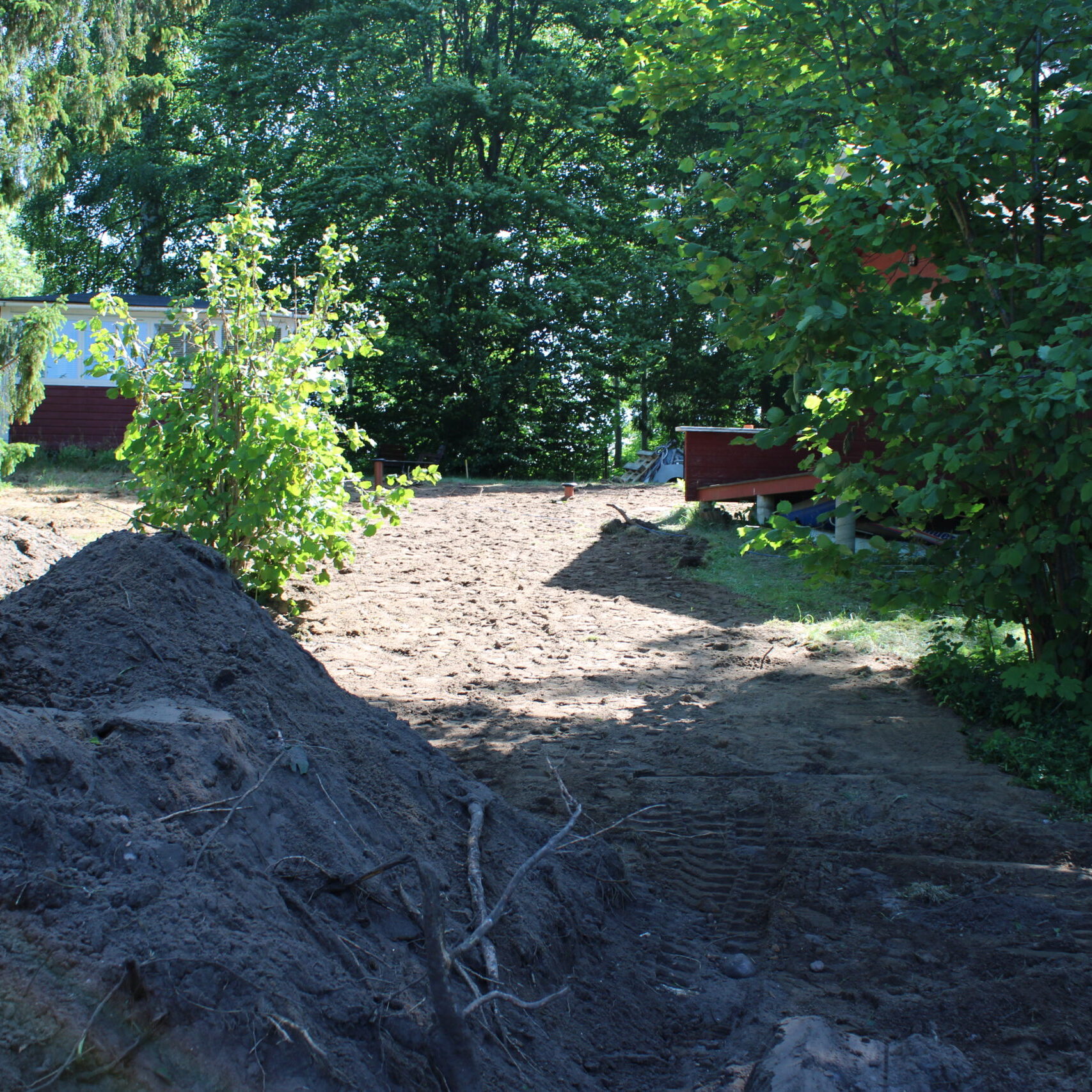 P.Plåt Bygg & AB utför målning, snickeriarbeten och andra renoveringsarbeten inom Kalmar län. Ring oss idag så hjälper vi dig vid ditt nästa bygge!